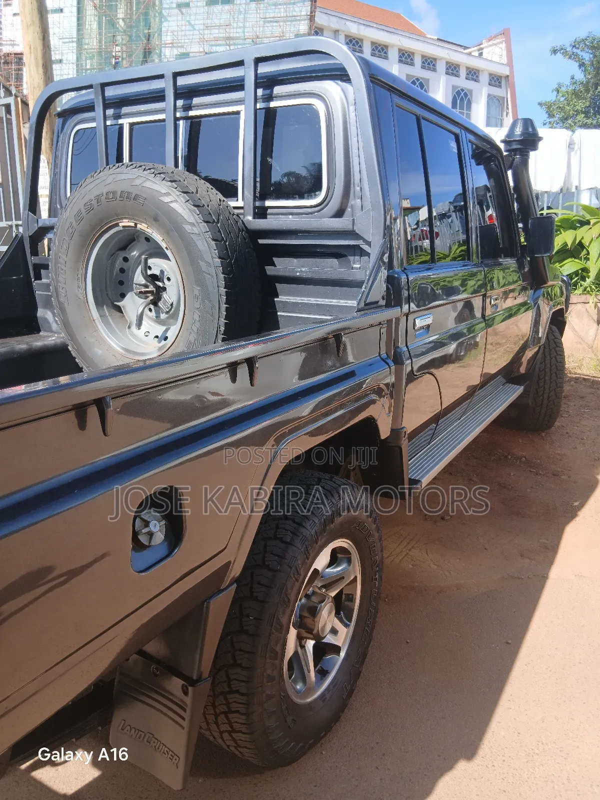 Toyota Land Cruiser Prado 2018 Gray