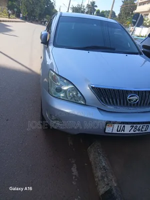 Toyota Harrier 2008 Silver