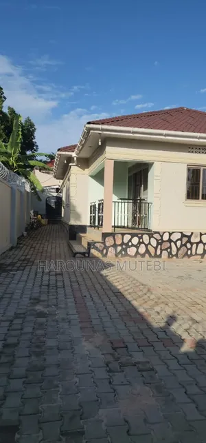 Furnished 3bdrm House in Residential, Wakiso / Wakiso for sale