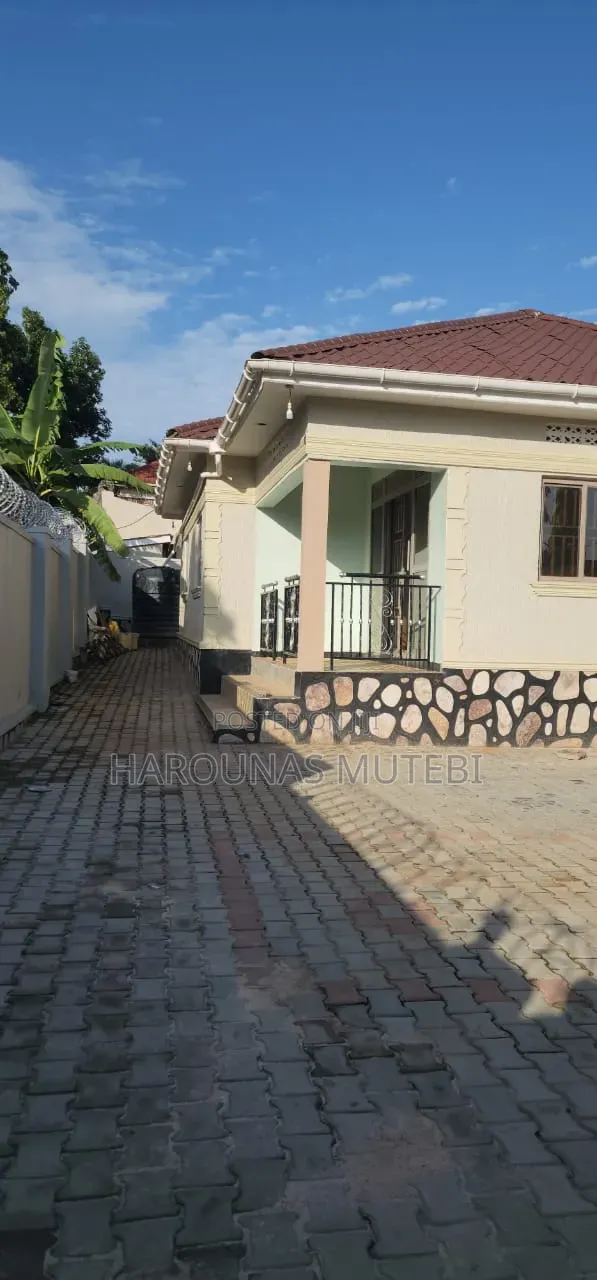 Furnished 3bdrm House in Residential, Wakiso / Wakiso for sale
