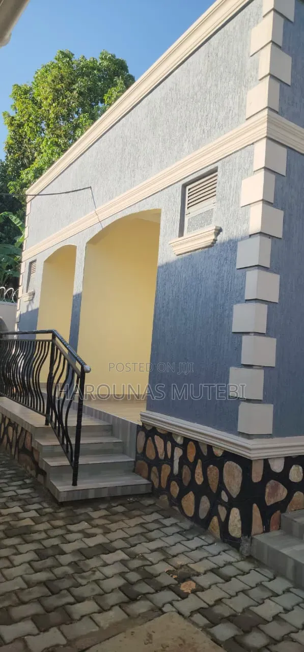 Furnished 3bdrm House in Residential, Wakiso / Wakiso for sale