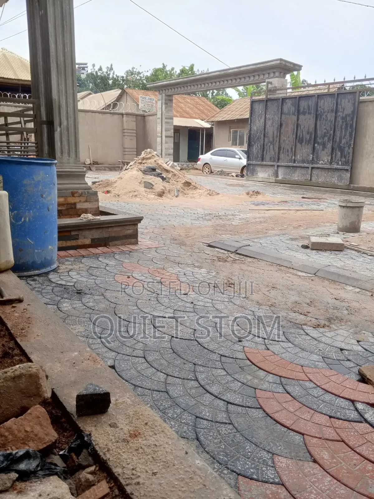 Furnished 3bdrm Bungalow in Kawempe for sale