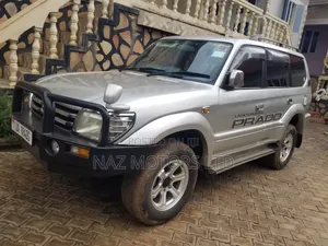 Toyota Land Cruiser Prado 3.0 TD 2000 Silver