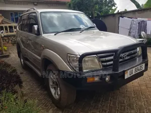 Toyota Land Cruiser Prado 3.0 TD 2000 Silver