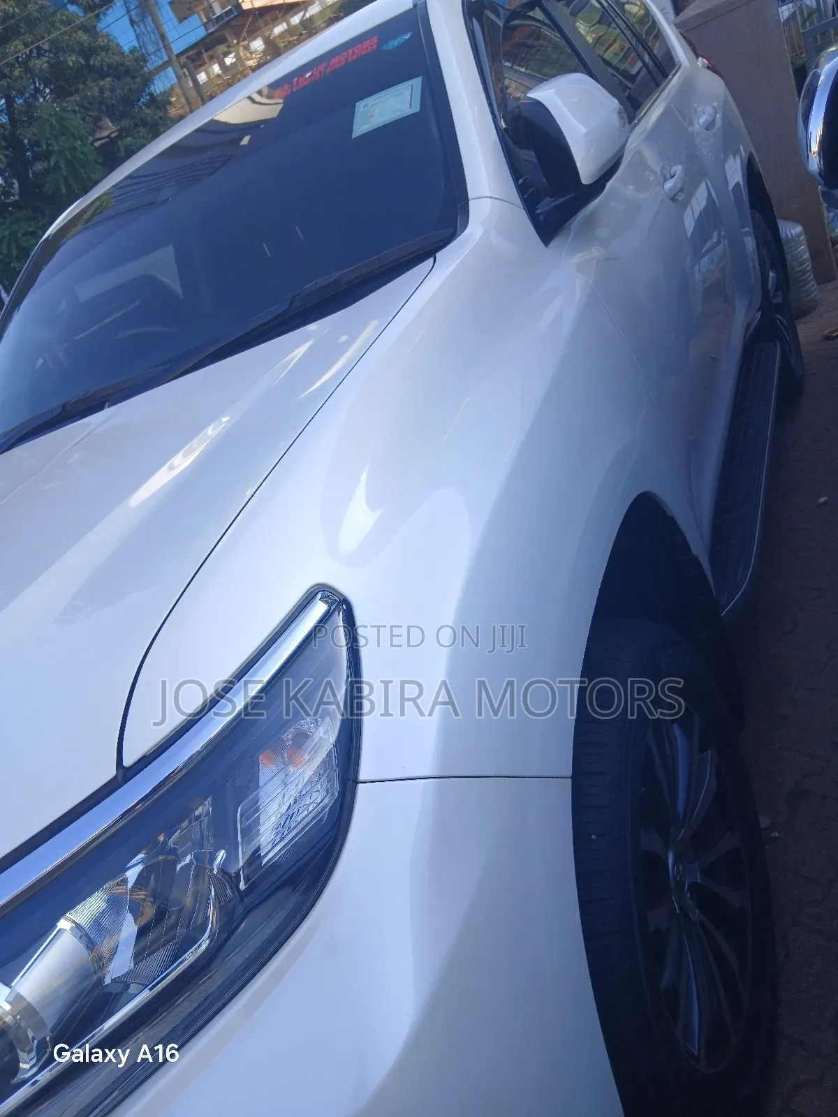Toyota Land Cruiser Prado 2018 White