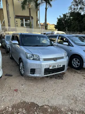 Toyota Corolla Rumion 2009 Silver