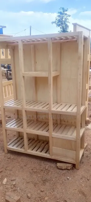 4ft Pallet Wardrobe