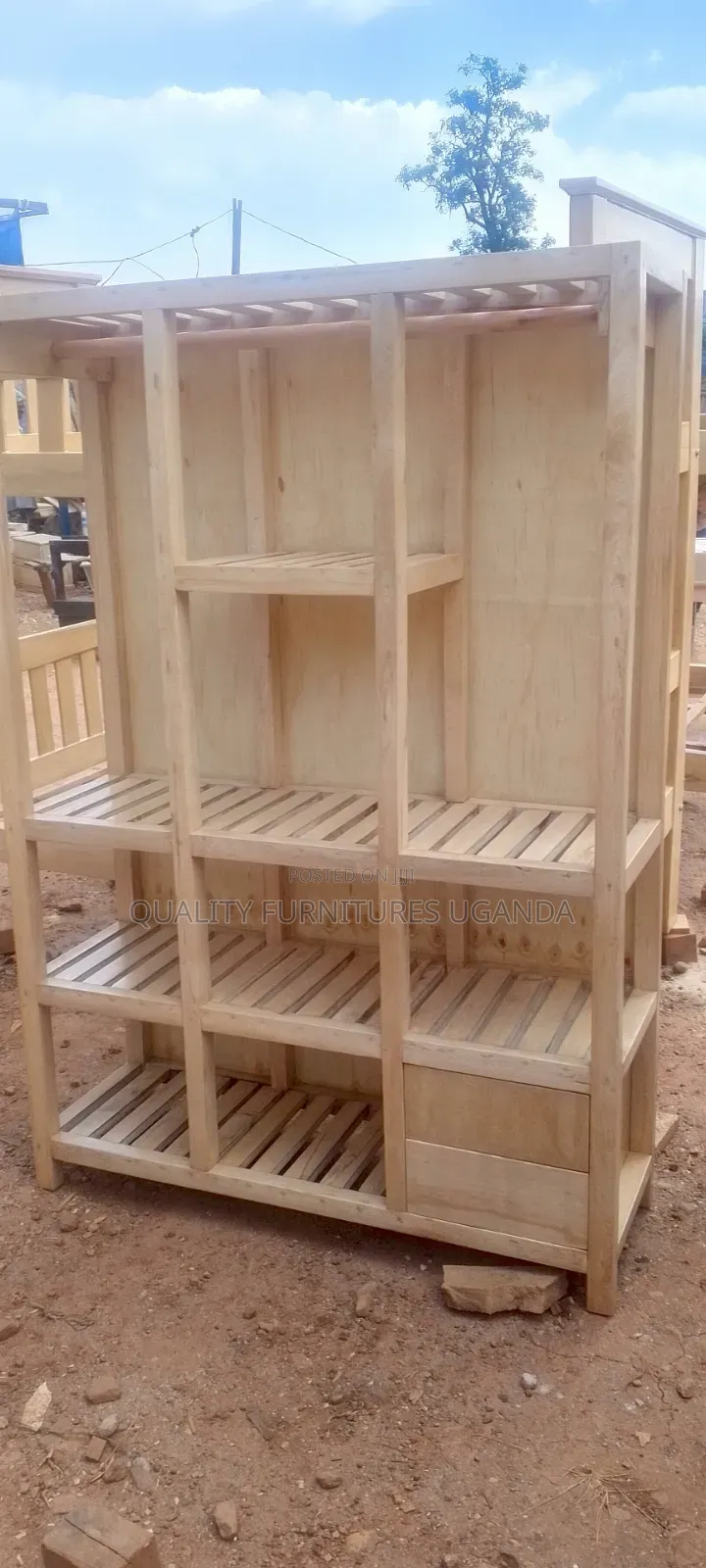 4ft Pallet Wardrobe