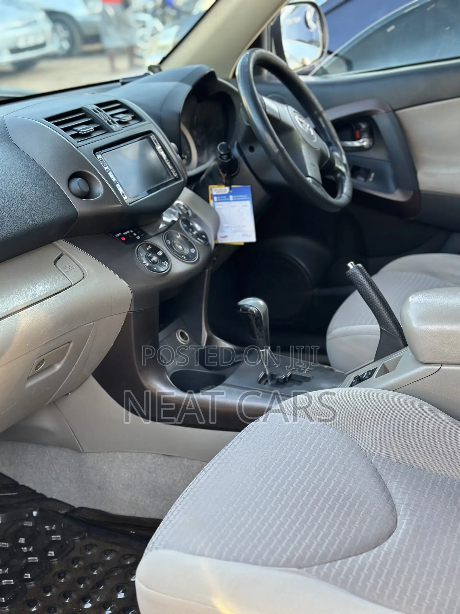 Toyota Vanguard 2008 Silver