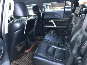 Toyota Land Cruiser Prado 2018 Black