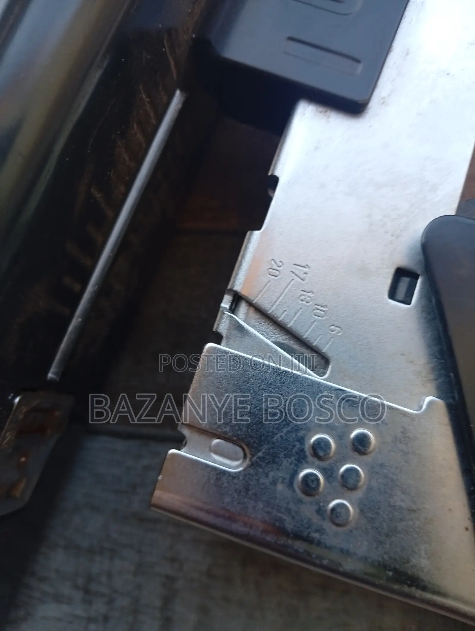 Heavy Duty Stapler