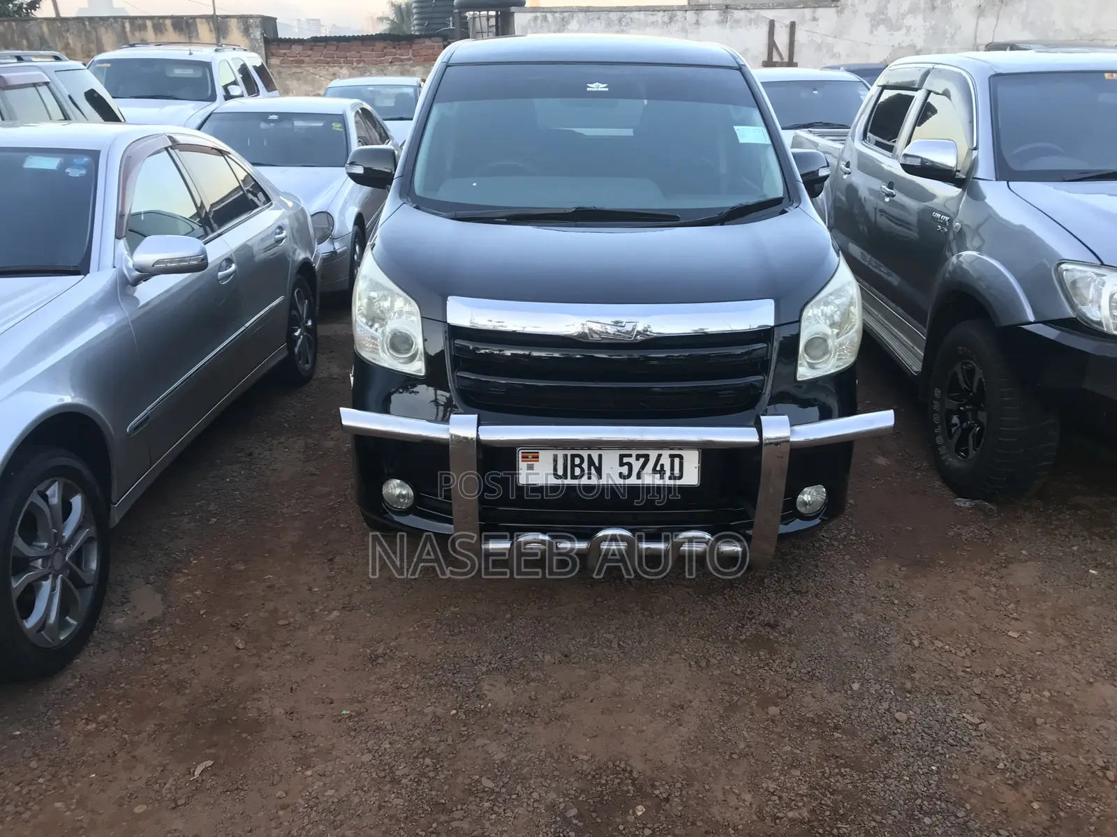 Toyota Noah 2009 Black