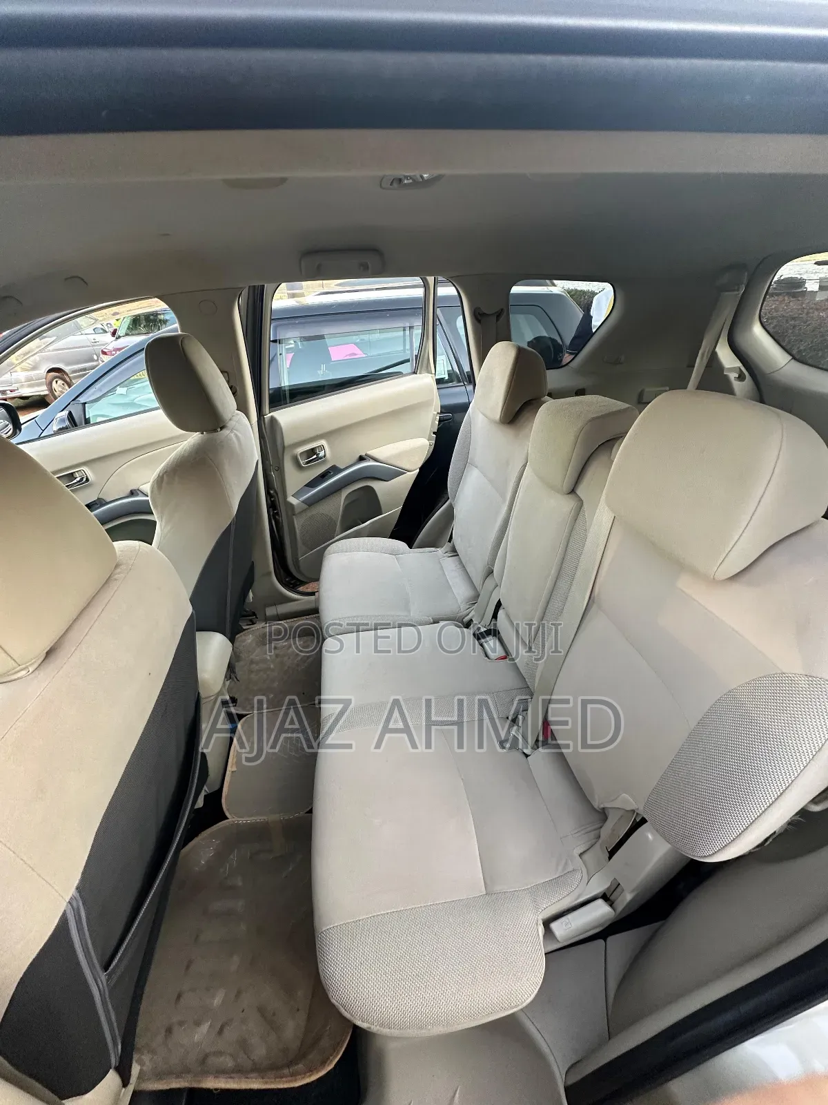 Mitsubishi Outlander ES 4x4 2009 Gold