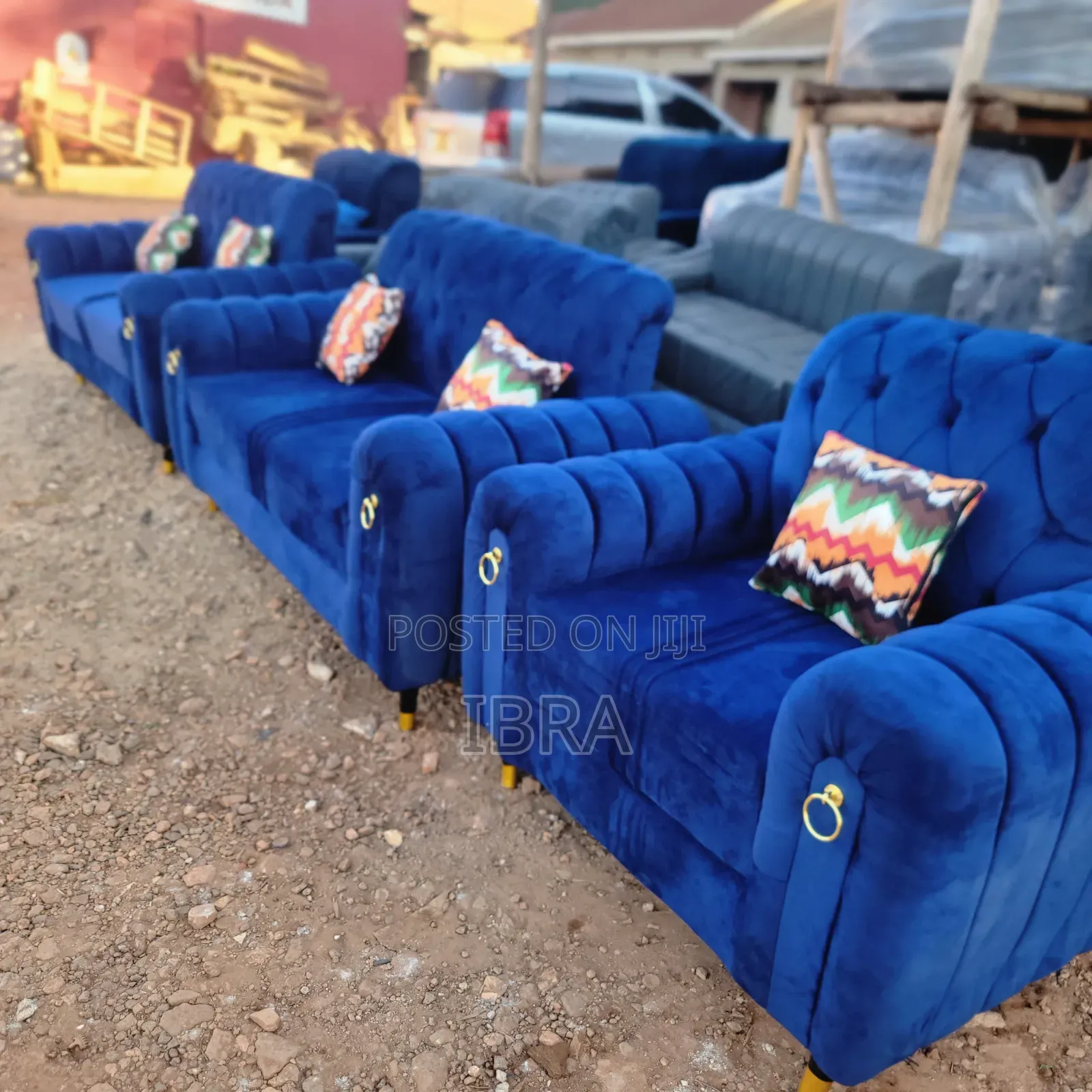 A Five Seater Blue Cheaster Field