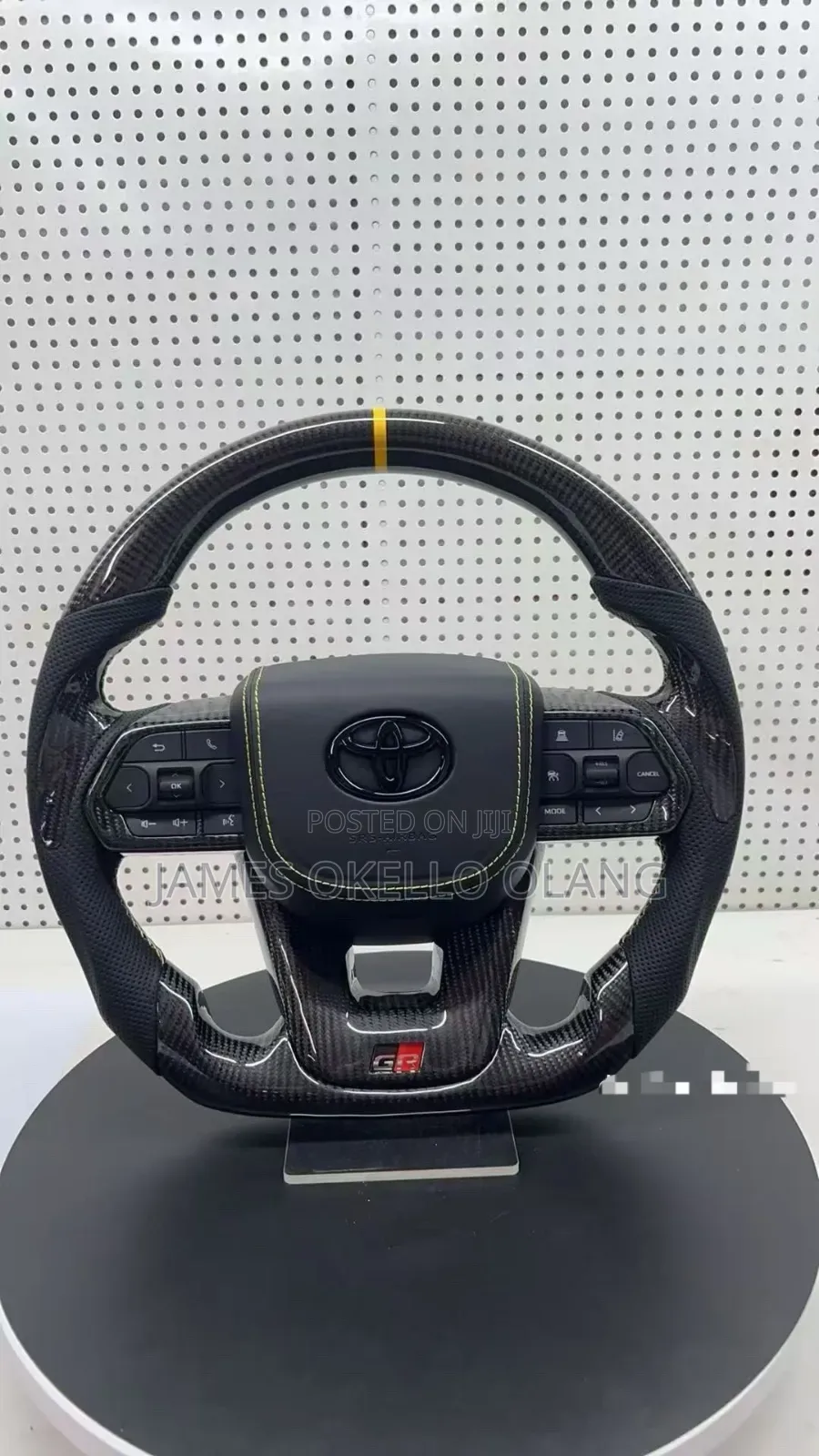Steering Wheels Available in Different Cars