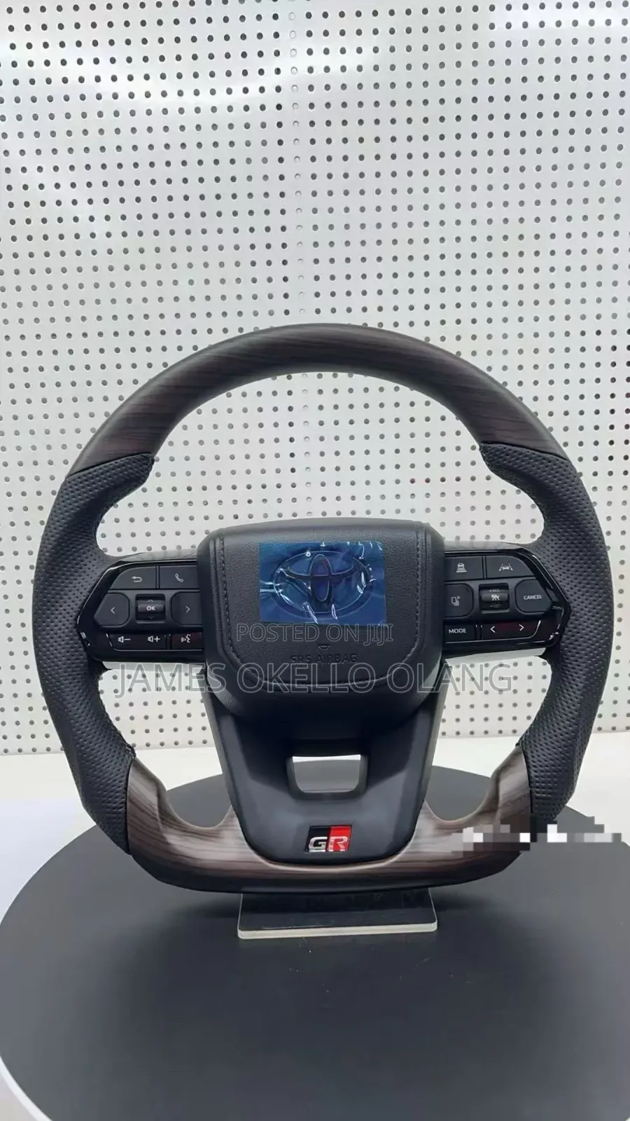 Steering Wheels Available in Different Cars