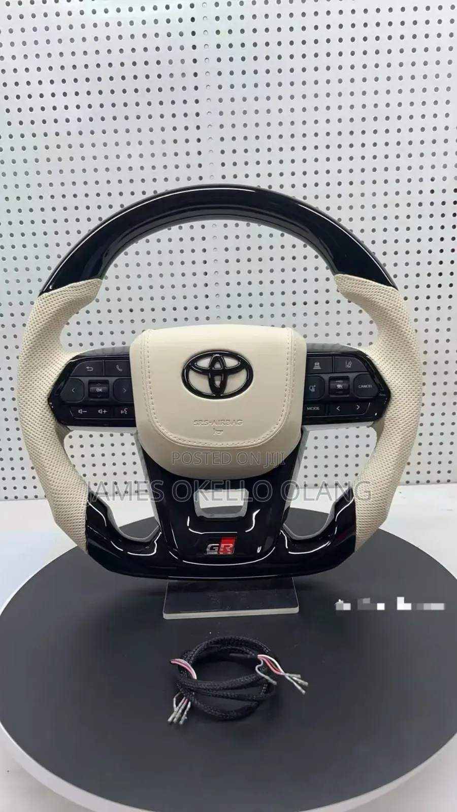 Steering Wheels Available in Different Cars