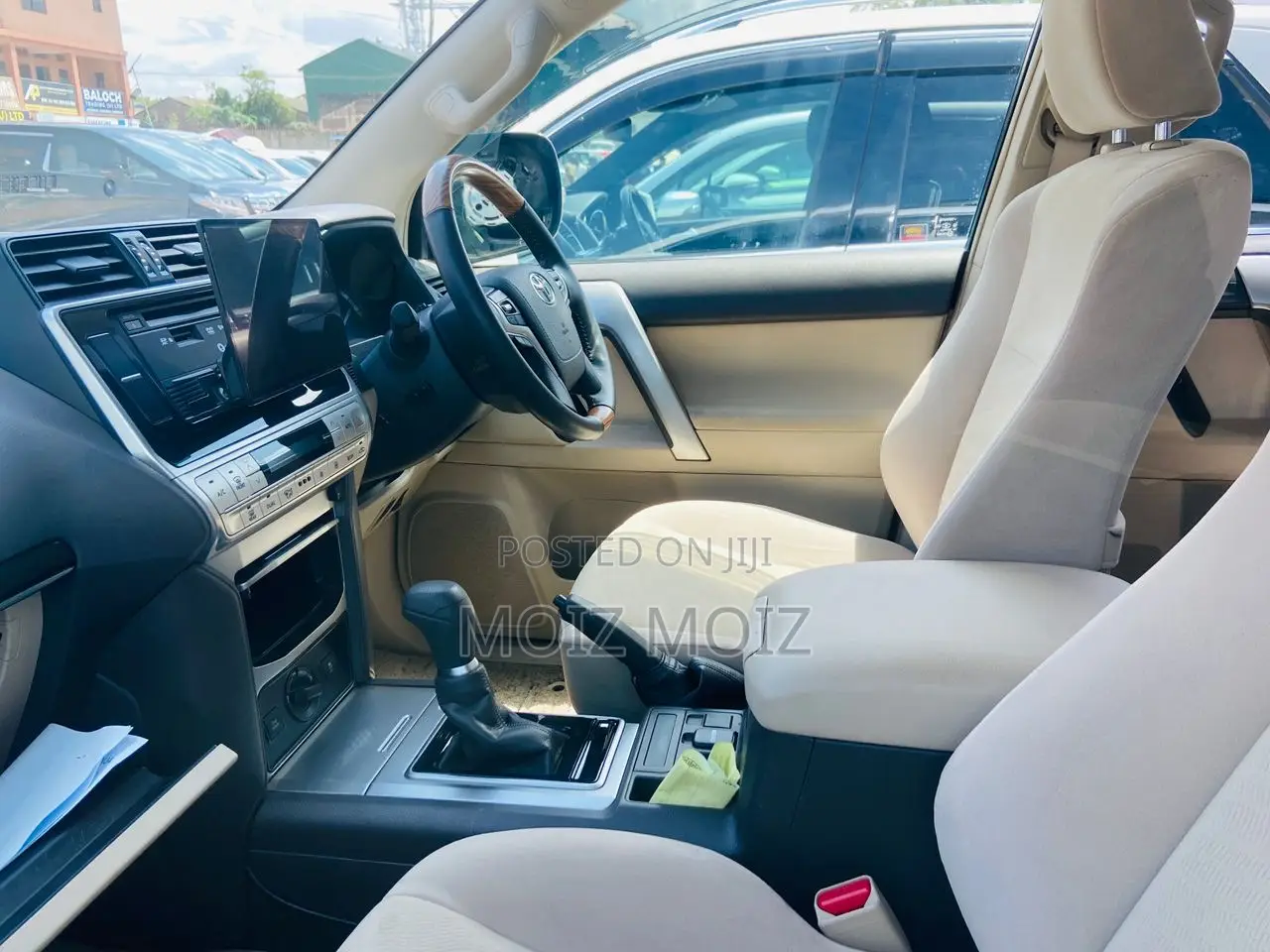 Toyota Land Cruiser Prado 2018 White