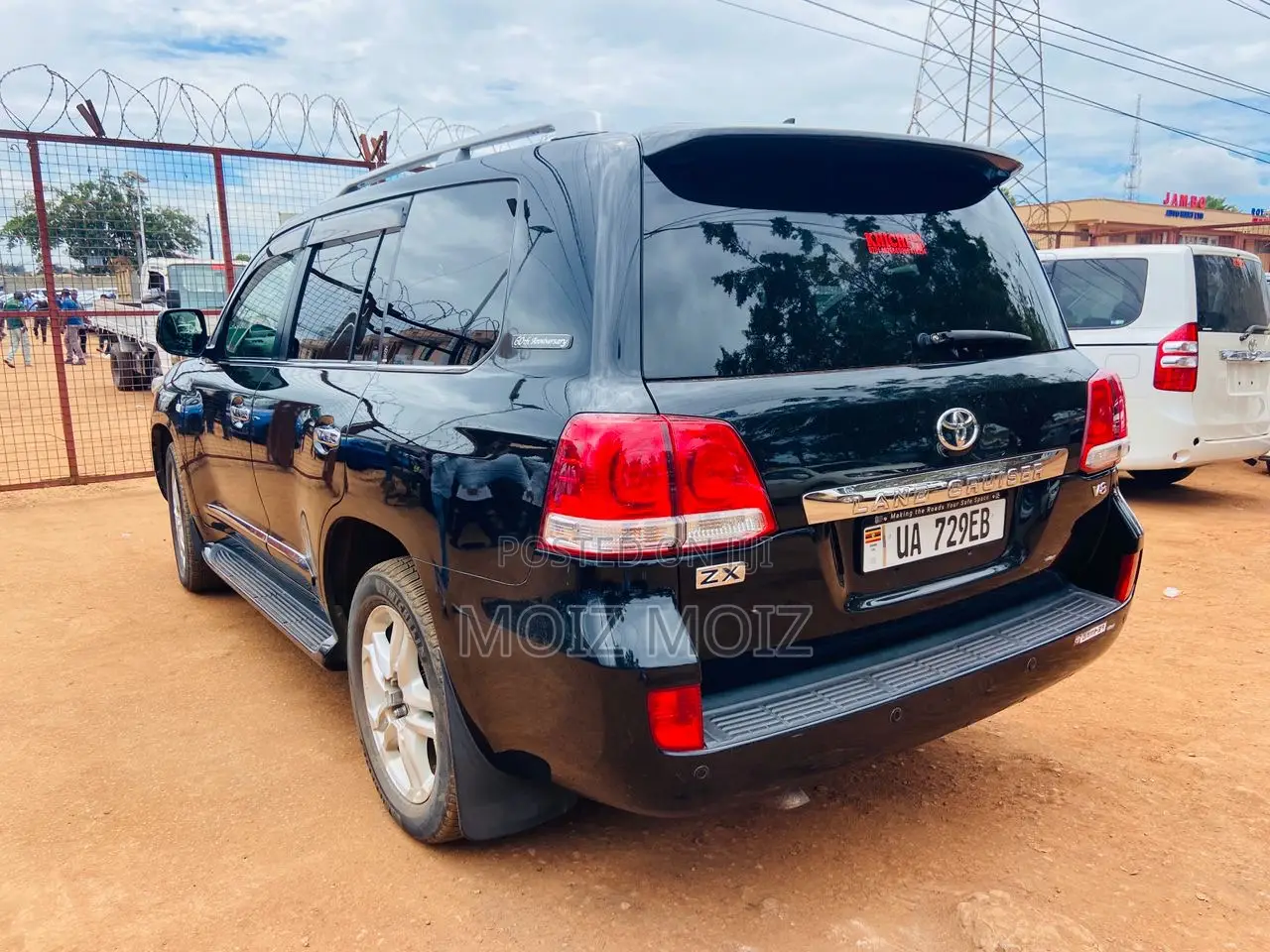 Toyota Land Cruiser 2011 Black