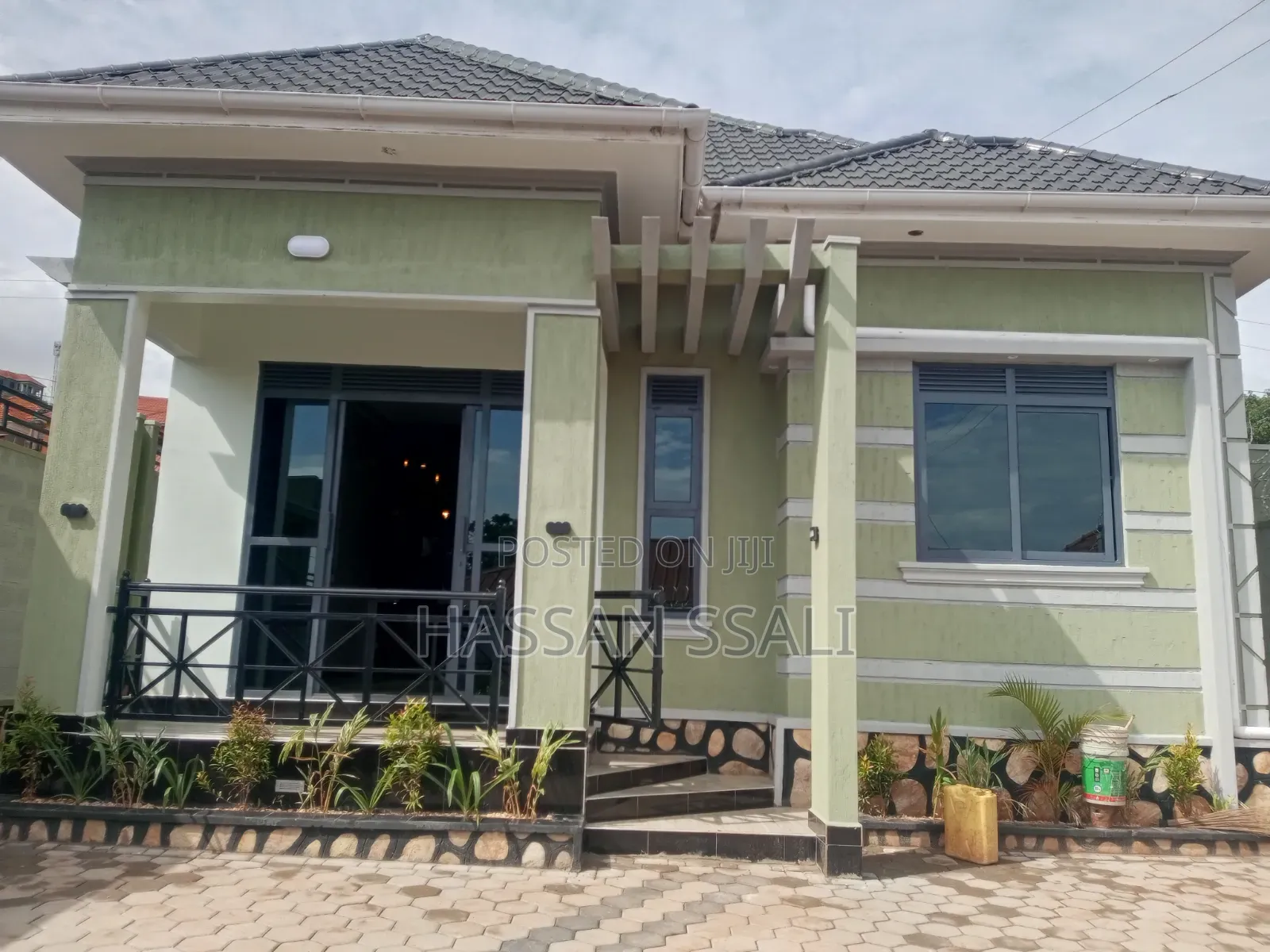 3bdrm House in Katale Estate, Central Division for sale