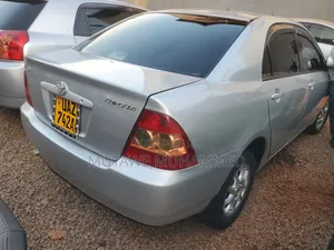 Toyota Corolla 2004 Silver