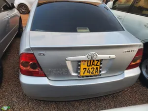 Toyota Corolla 2004 Silver