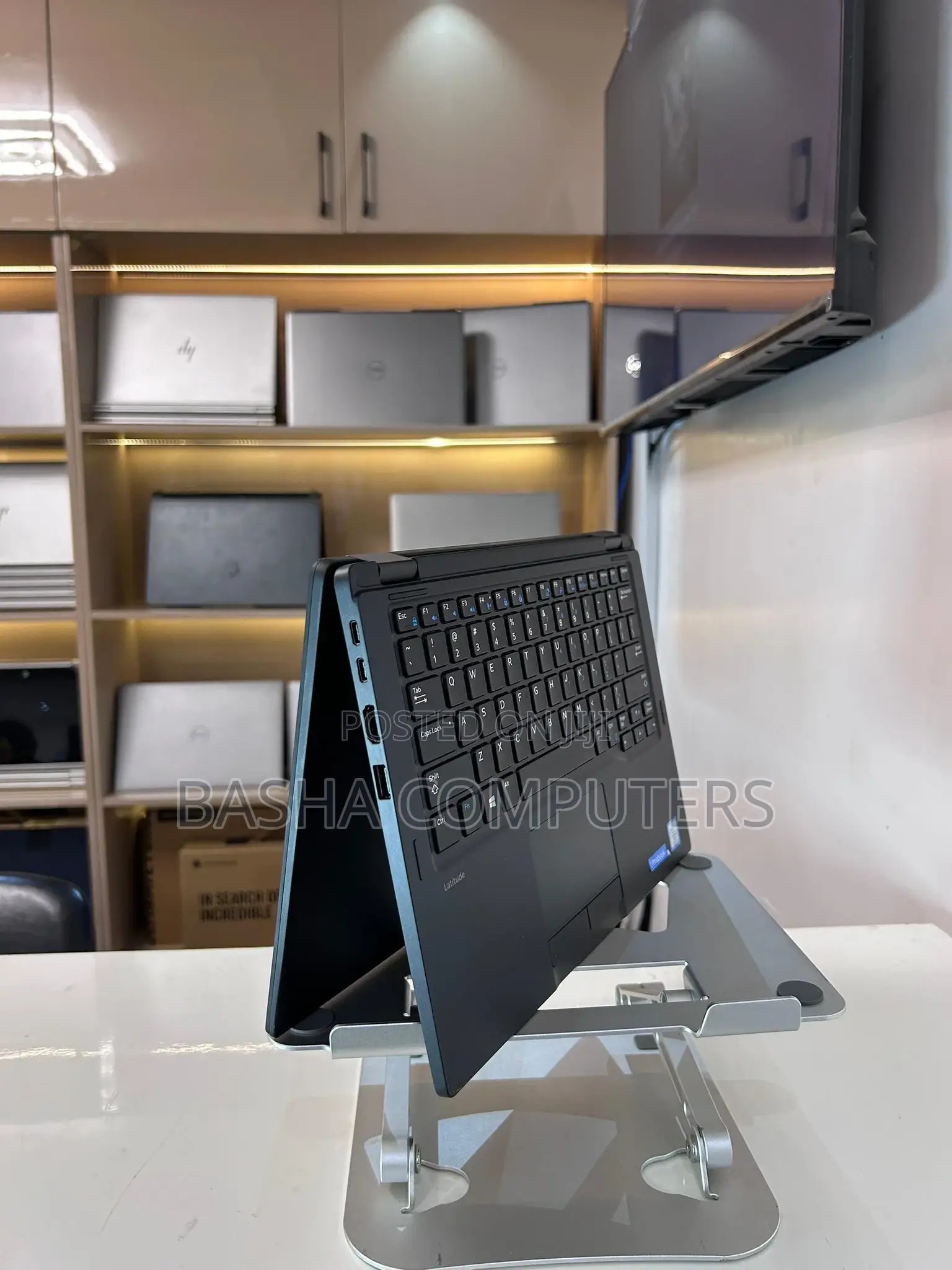New Laptop Dell 8GB Intel Core i7 SSD 256GB