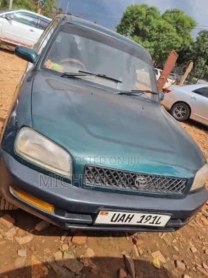 Toyota RAV4 Base 4x4 1999 Green