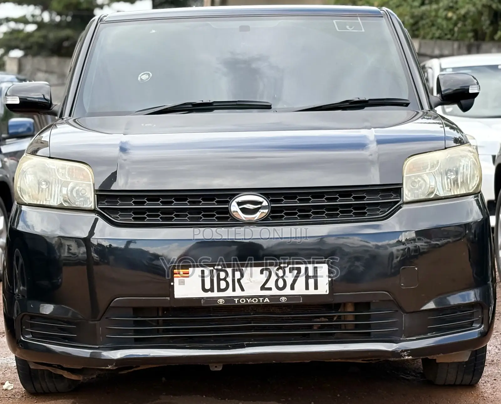 Toyota Corolla Rumion Hatchback 1.5 FWD 2012
