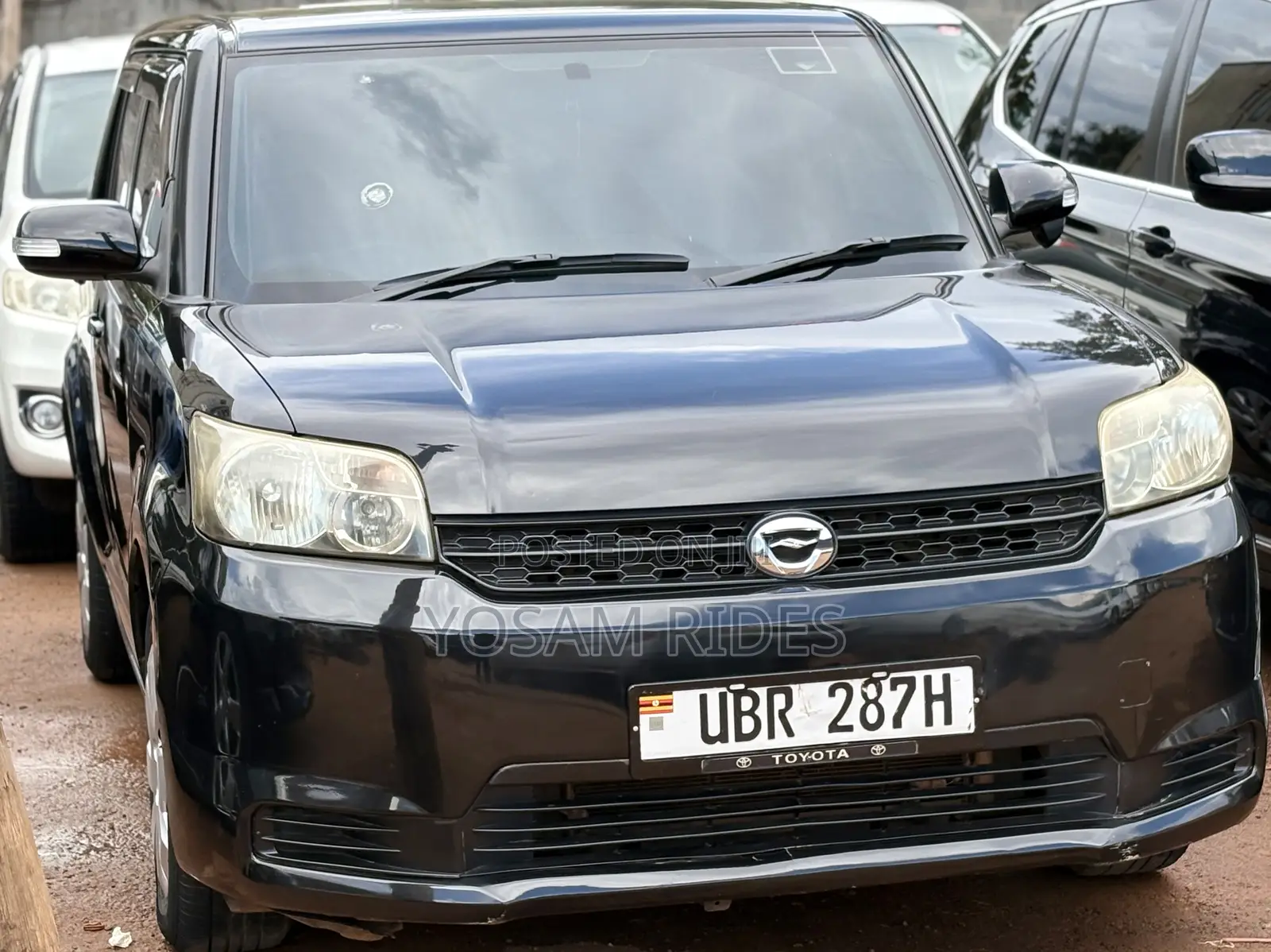 Toyota Corolla Rumion Hatchback 1.5 FWD 2012