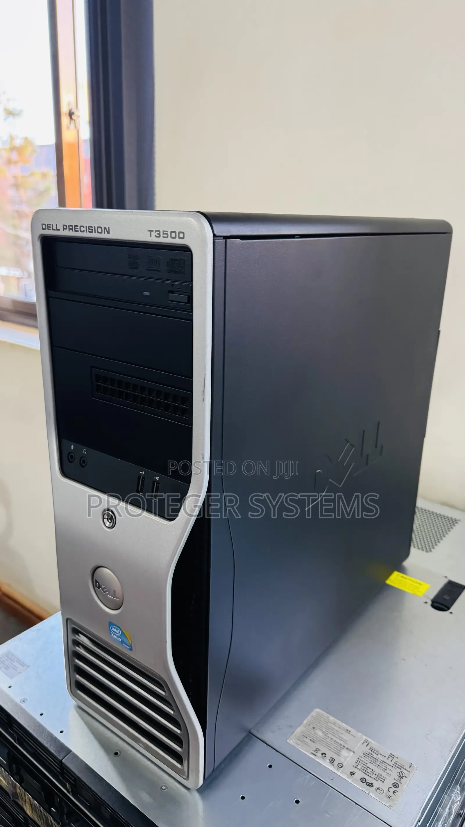 Server Dell VRTX 12GB Intel Xeon HDD 1T