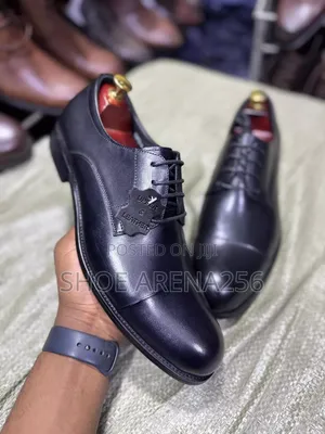 Elegant Classic Gentlemen Shoes