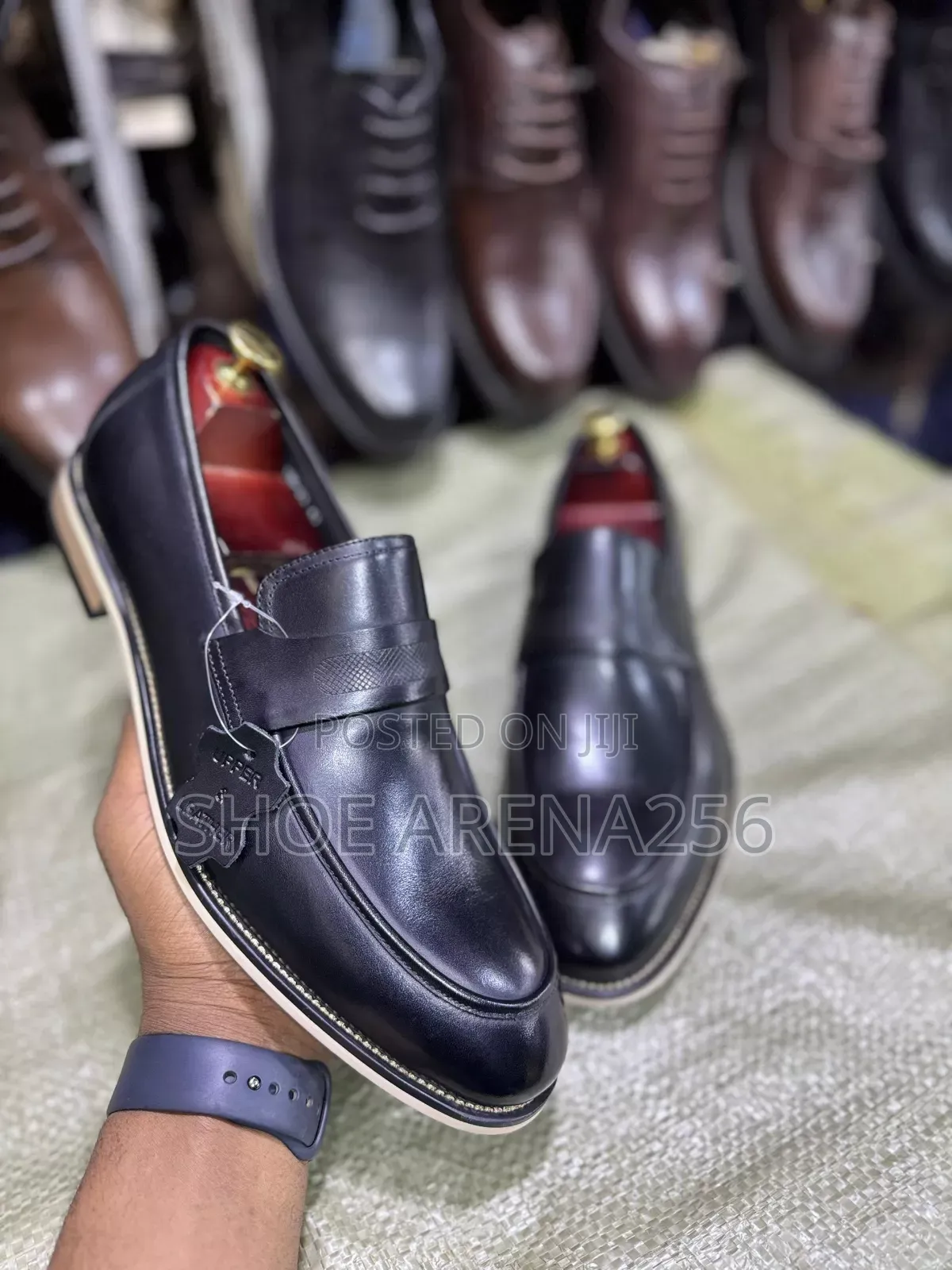 Elegant Classic Gentlemen Shoes
