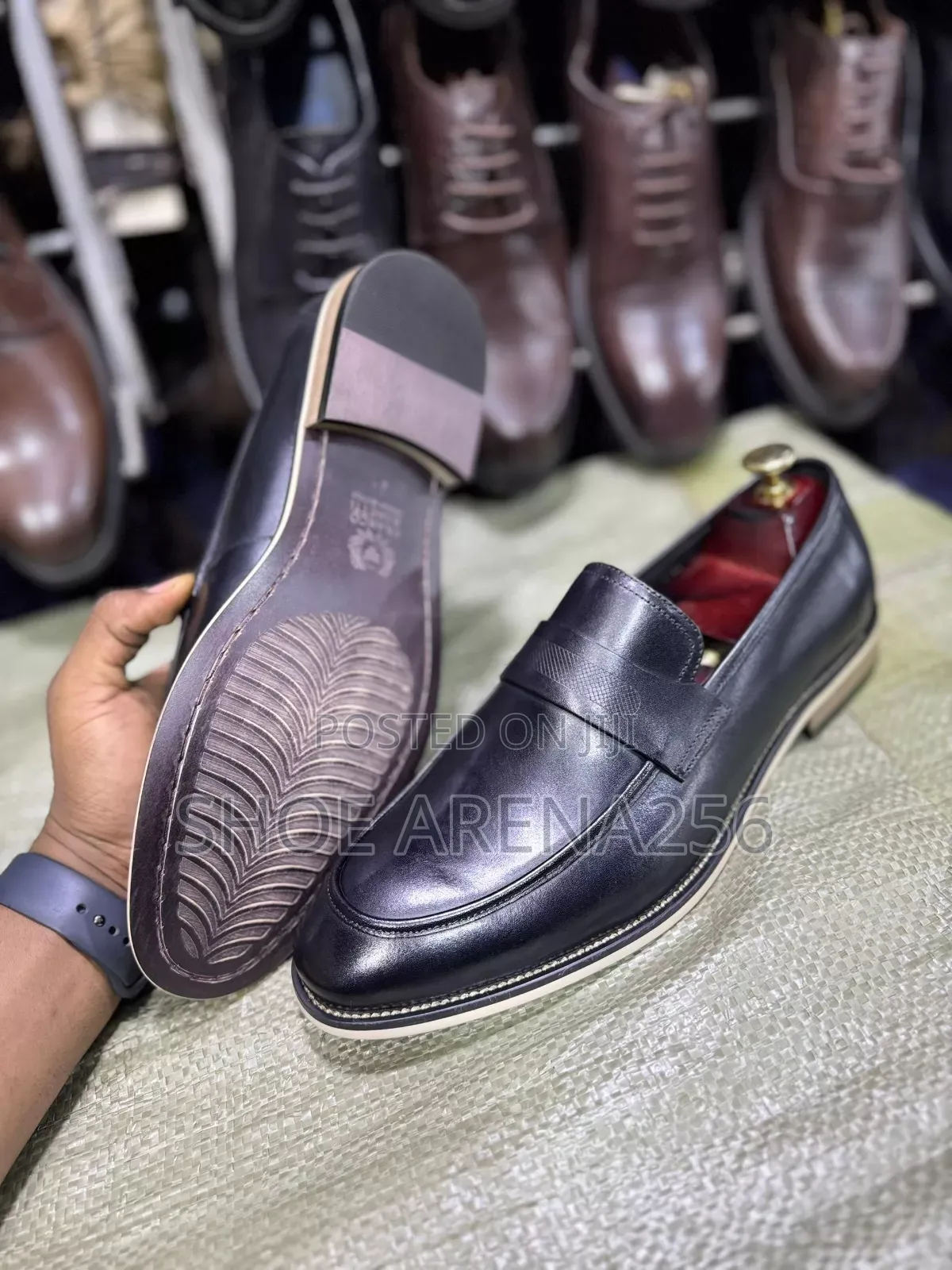 Elegant Classic Gentlemen Shoes