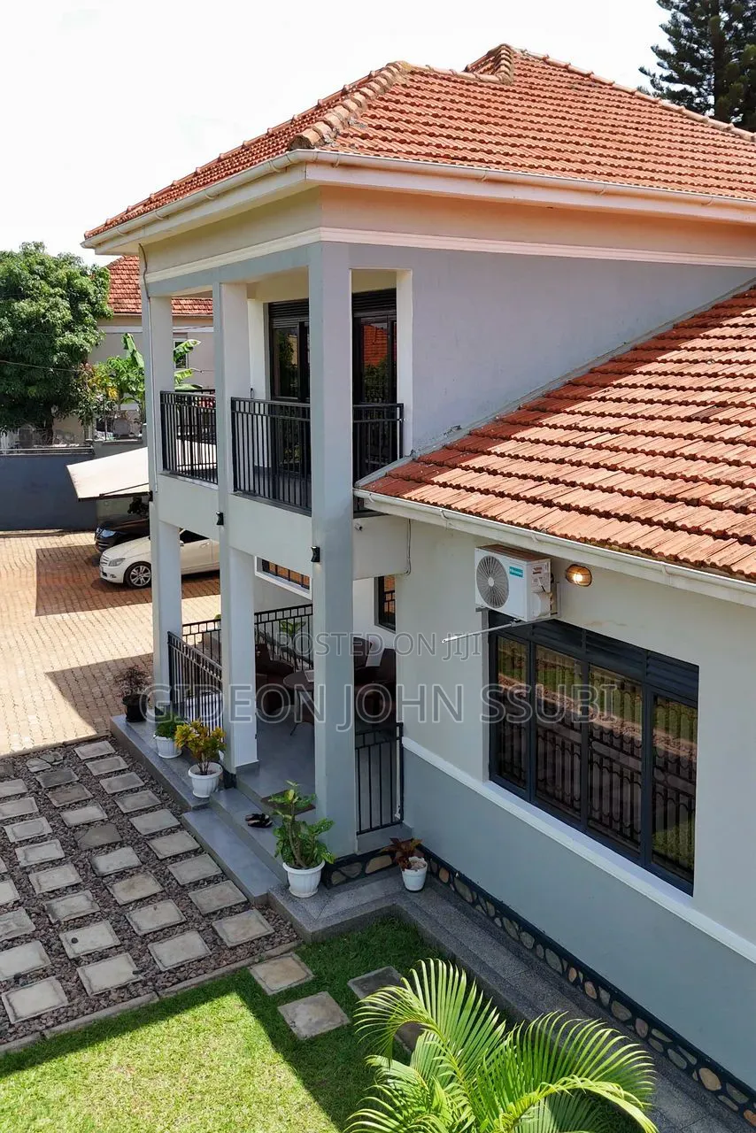 4bdrm House in Muyenga, Makindye for sale