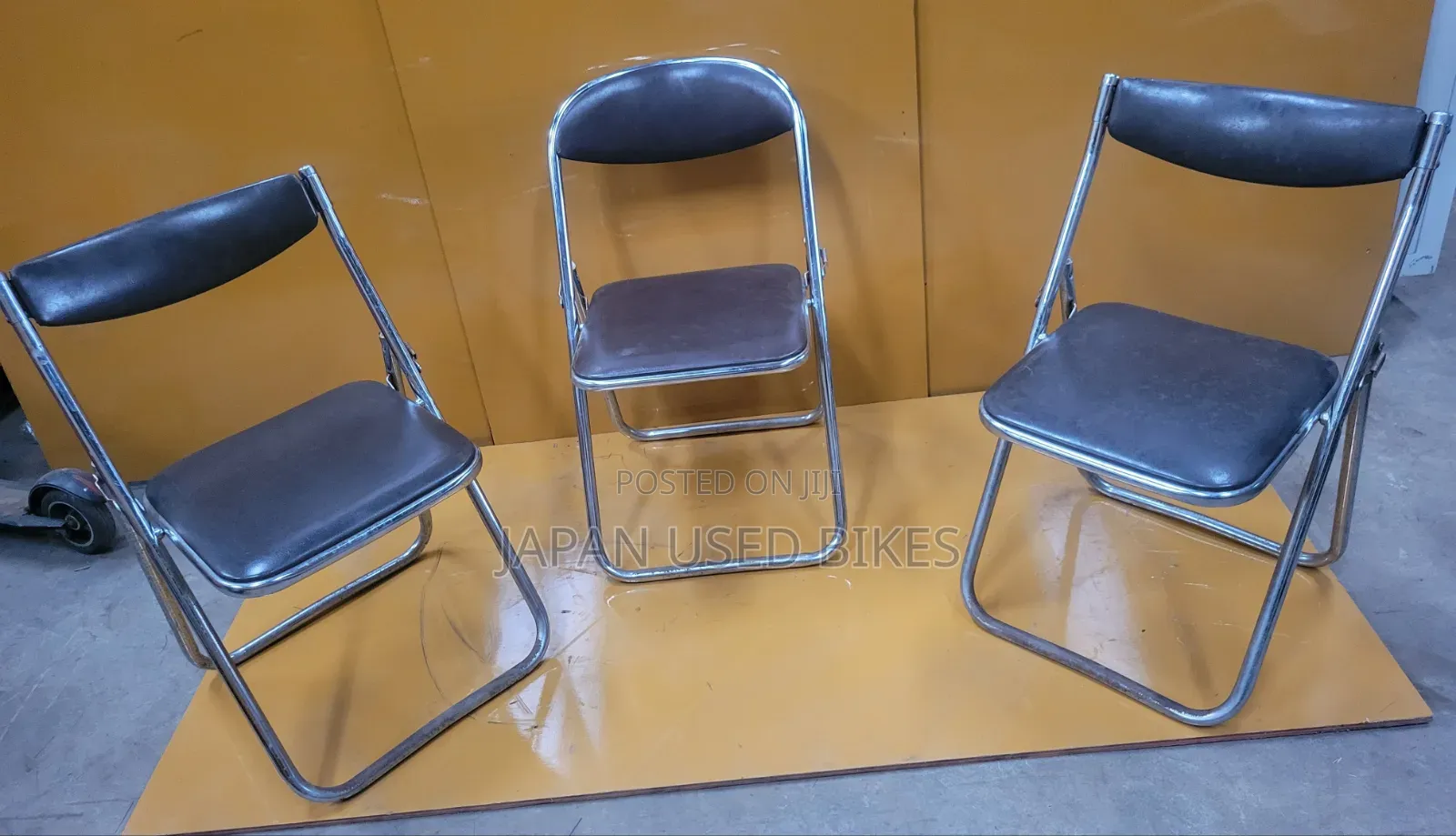Foldable Chairs