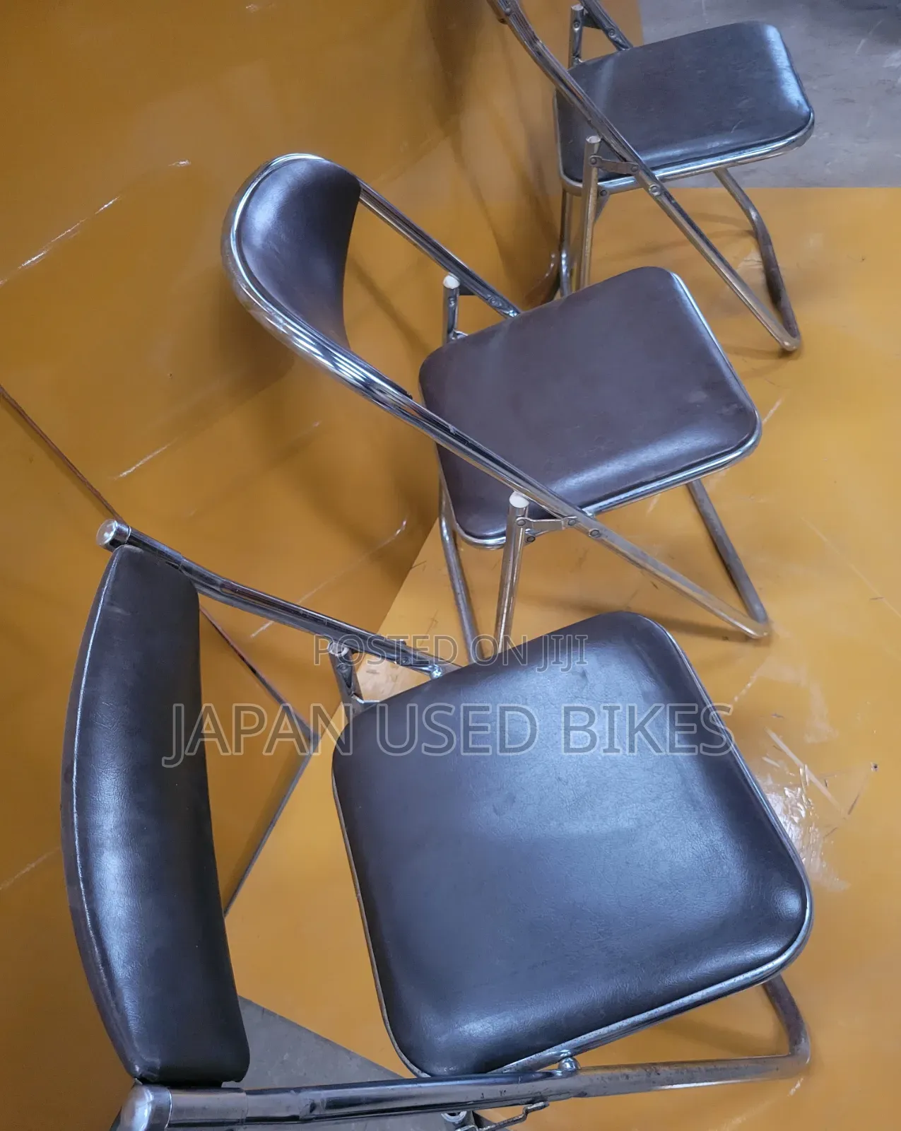 Foldable Chairs