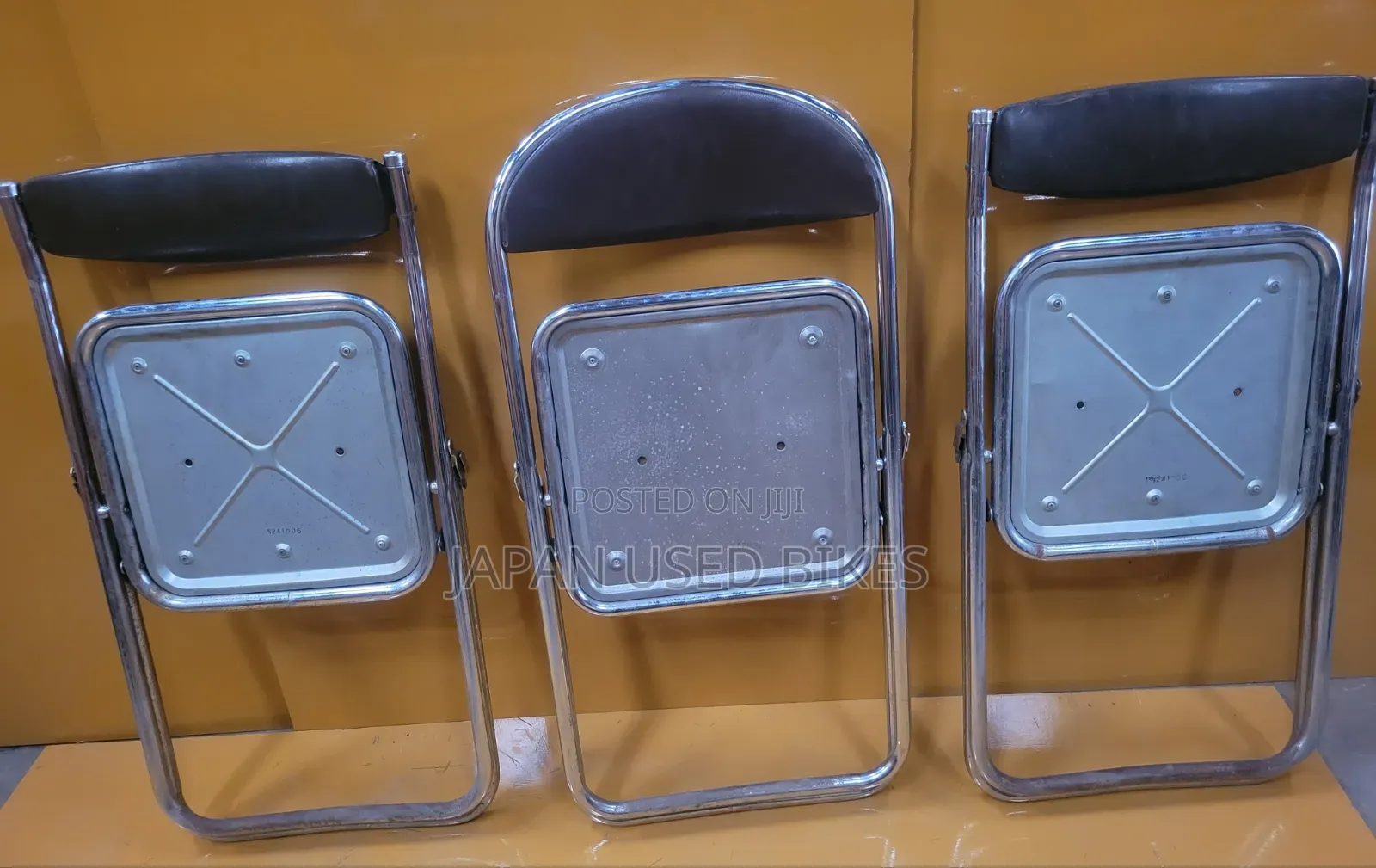Foldable Chairs