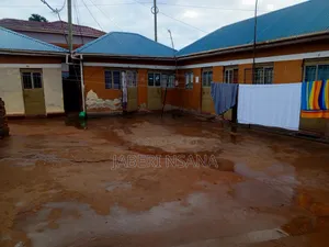 12bdrm Room & Parlour in Gombe for sale