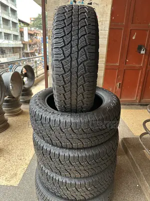235/60r18 All Terrain Tires a/T Good Condition Japan Foreign Used