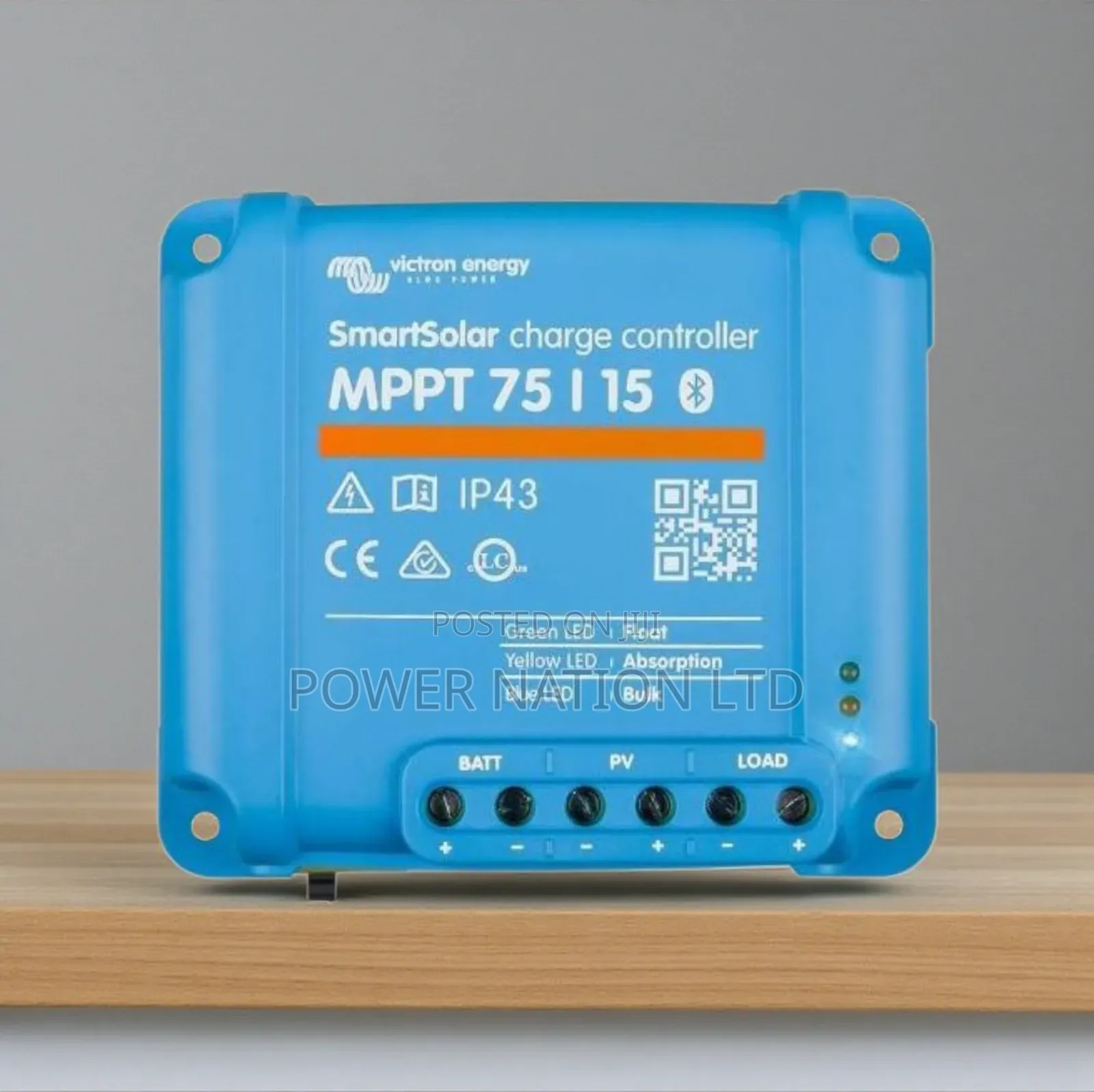 75/ 15a Victron Interstellar MPPT Charge Controller