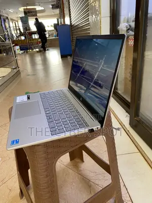 Laptop HP 15 8GB Intel Core i3 SSD 3T