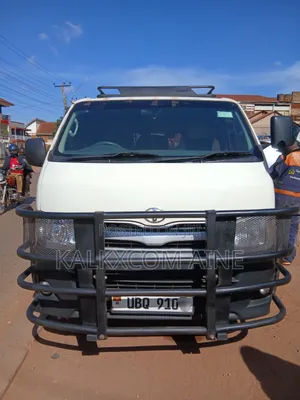 Toyota Grand HiAce 2012 White