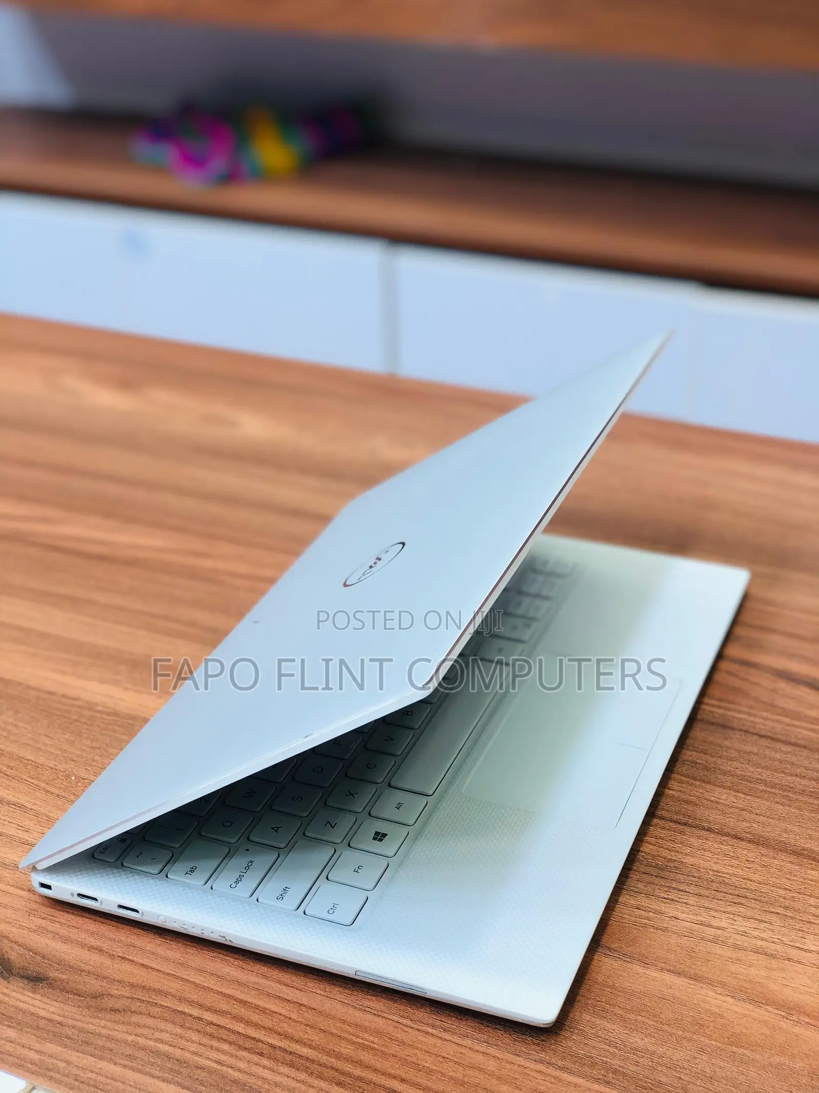 Laptop Dell XPS 13 7390 8GB Intel Core i7 SSD 256GB