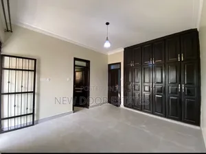 2bdrm Duplex in Kira, Central Division for rent