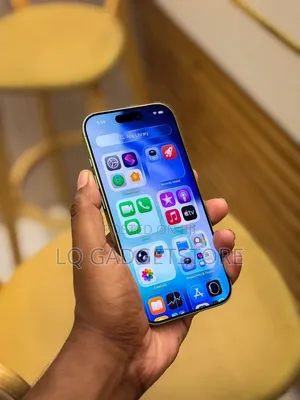 New Apple iPhone 17 256 GB Green