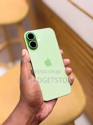 New Apple iPhone 17 256 GB Green