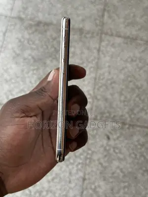 Apple iPhone 11 Pro 64 GB White