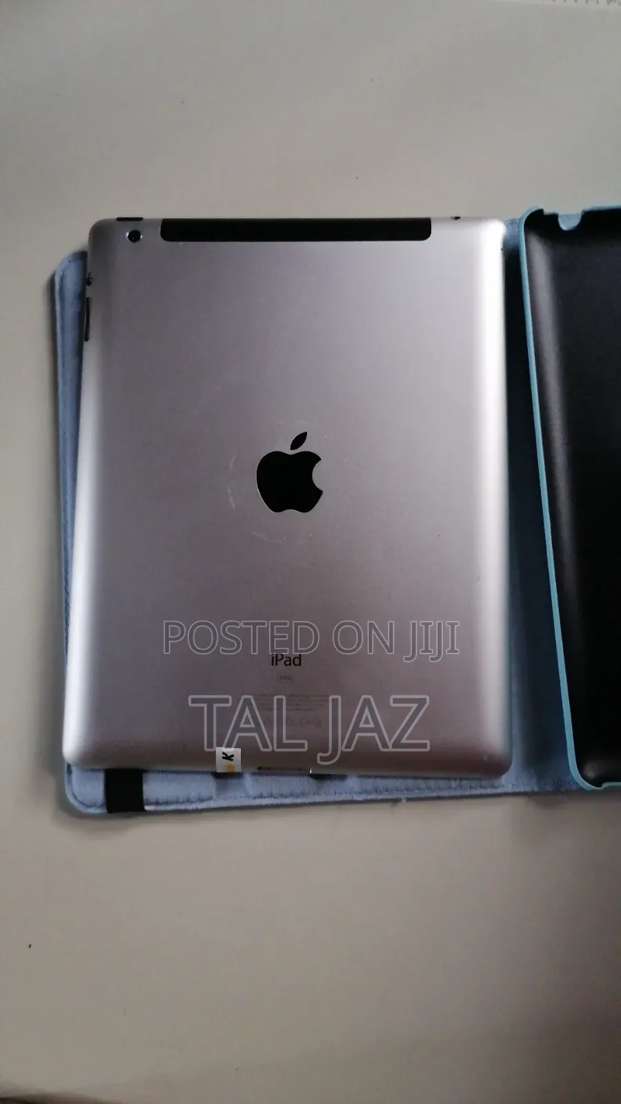 Apple iPad 3 Wi-Fi + Cellular 64 GB Silver