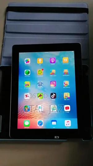 Apple iPad 3 Wi-Fi + Cellular 64 GB Silver
